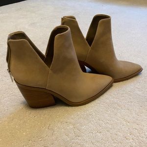 Cream bootie -Vince Camuto